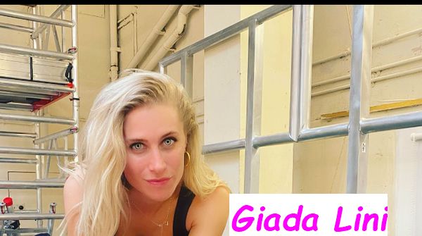 Giada Lini ballerina professionista su Rai 1 prepara un passo di danza